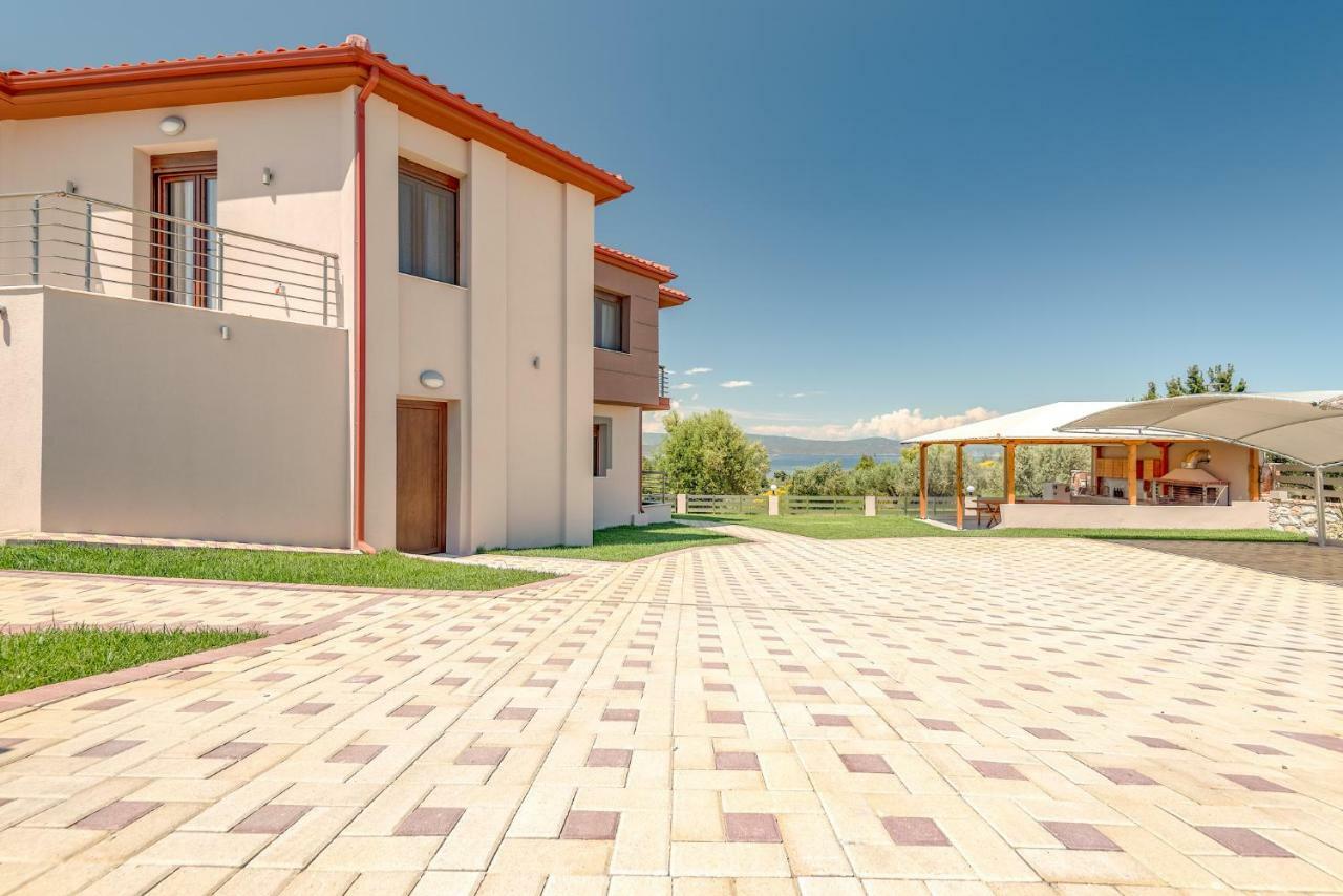 Athina Luxury Apartments アギオス・ニコラオス エクステリア 写真
